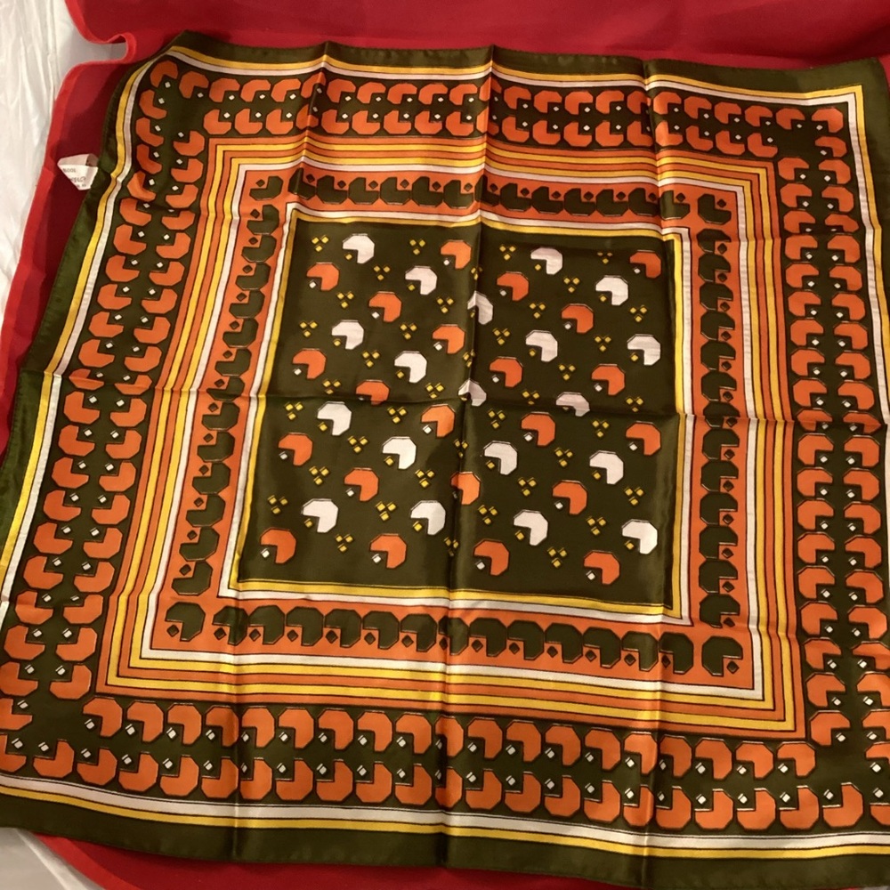 Vintage Monique Martin acrylic scarf